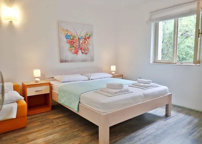 In Starigrad-paklenica 34801 Διαμέρισμα