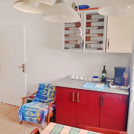 Apartamento In Starigrad-paklenica 34801