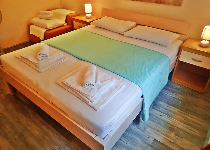 In Starigrad-paklenica 34801 Starigrad Paklenica